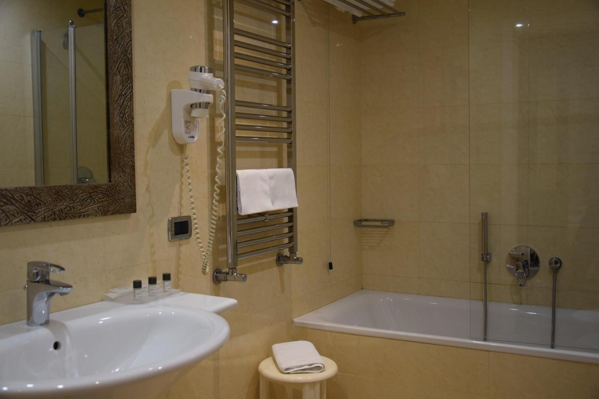 Perusia Hotel 4*
